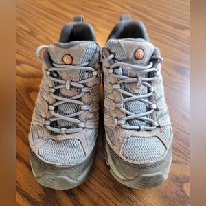 Moab Merrells - Women Size 9 - Lightly Worn